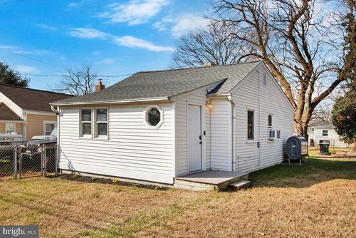 7922 W End Dr, ORCHARD BEACH, MD, 21226-2043 | Card Image