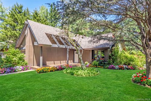 3 Gaton Lane, Brookhaven, NY, 11727 | Card Image