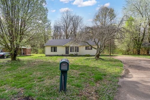 2041 Phillips St, Lewisburg, TN, 37091-3031 | Card Image