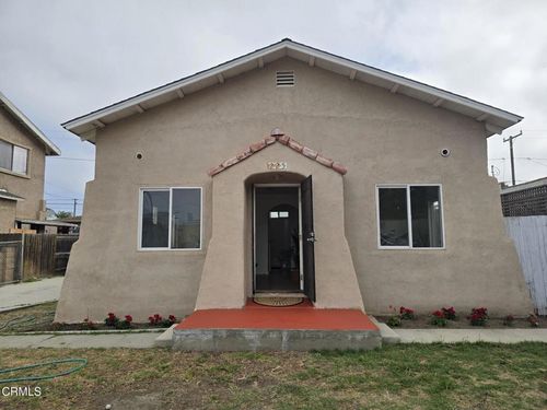 225 Comstock Drive, Ventura, CA, 93001 | Card Image