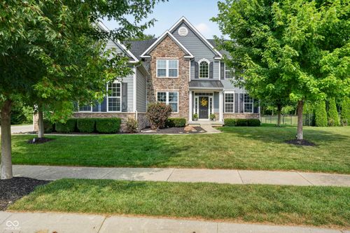 14558 New Garden Ln, Carmel, IN, 46033-9841 | Card Image