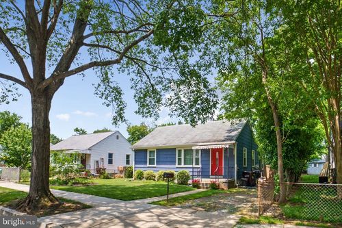 5014 Sheridan St, RIVERDALE, MD, 20737-1130 | Card Image