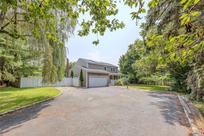 4 Robert Court, House other with 4 bedrooms, 3 bathrooms and null parking in Center Moriches NY | Image 3