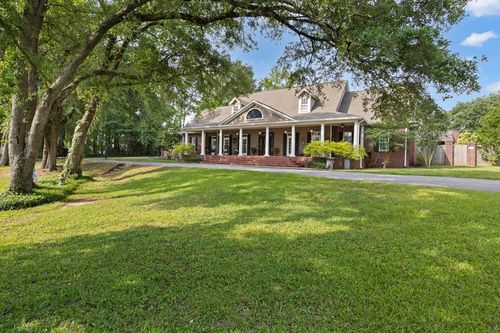 6 N Hill Dr, Carriere, MS, 39426-8103 | Card Image