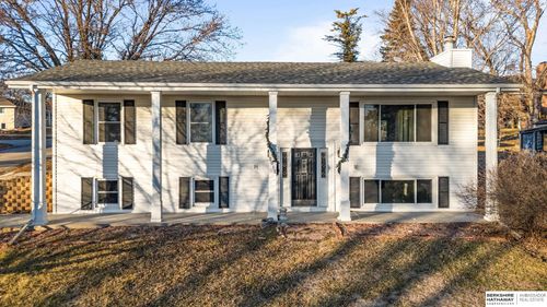 2012 Scott Ave, Tekamah, NE, 68061-1902 | Card Image