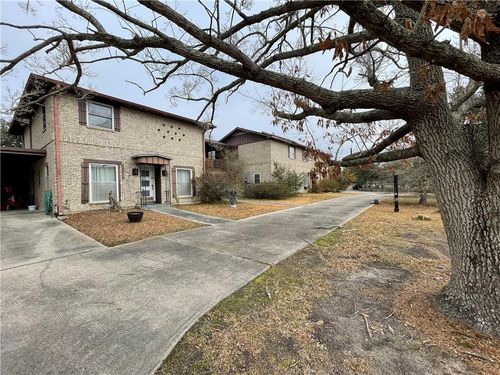 528 Legendre Dr, Slidell, LA, 70460-3424 | Card Image