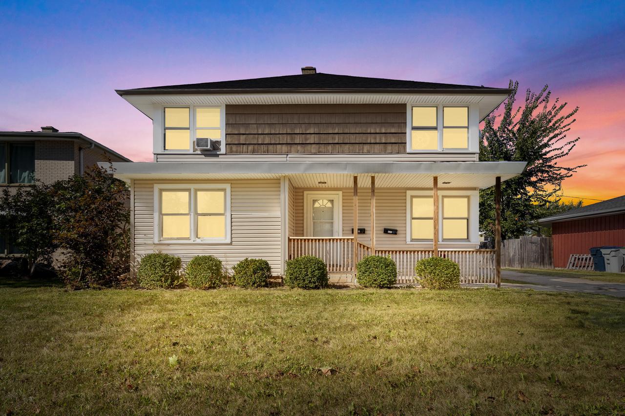 90th Ct, Milwaukee, WI 53222