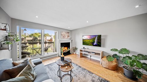 17-1345 W 4th Ave, Vancouver, BC, V6H3Y8 | Card Image