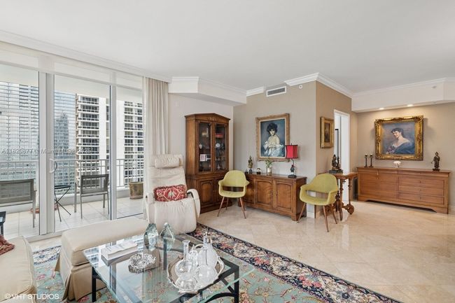 APT-2202 - 801 Brickell Key Blvd, Condo with 2 bedrooms, 2 bathrooms and null parking in Miami FL | Image 12