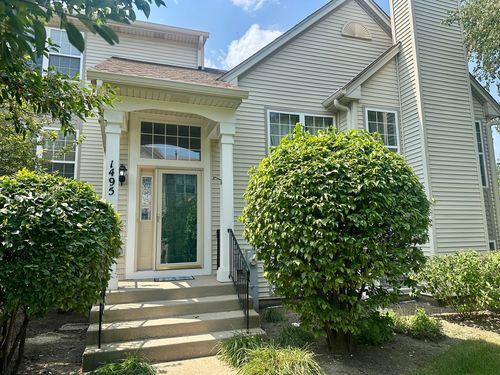1495 Saint James Ct, Gurnee, IL, 60031-9152 | Card Image