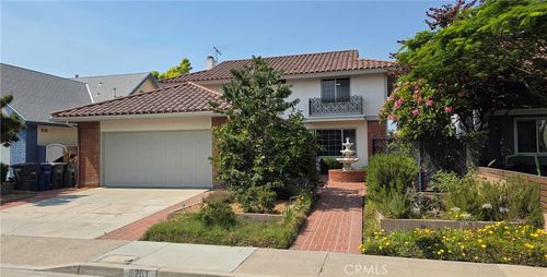 5201 La Luna Dr, La Palma, CA, 90623-2006 | Card Image