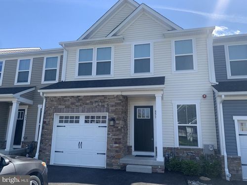 851 Fountain Trl, KENNETT SQUARE, PA, 19348-1928 | Card Image