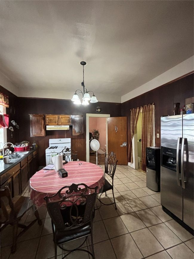 817 W Ellis St, House other with 2 bedrooms, 2 bathrooms and null parking in Sherman TX | Image 7