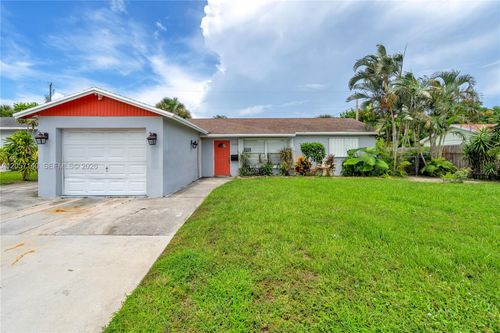 1320 W 26th Ct, Riviera Beach, FL, 33404-4107 | Card Image