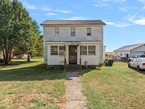 215 Grove St, Weldon, IL, 61882-4624 | Card Image