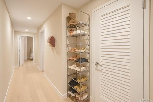 apt-11a-131 40th Rd, Flushing, NY, 11354-5242 | Card Image