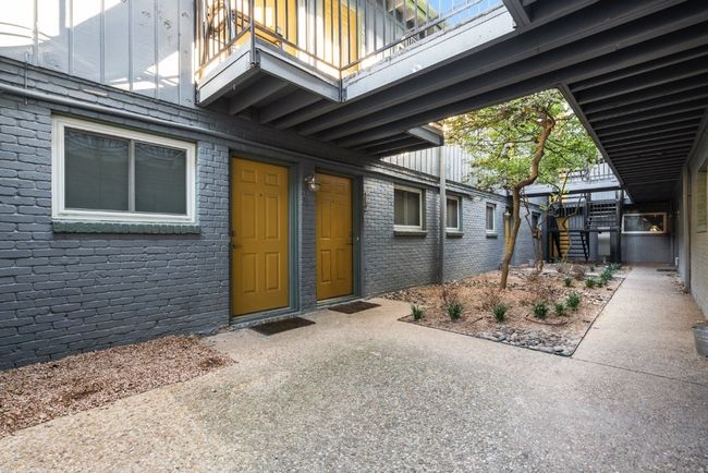 APT-110 - 3815 Guadalupe St, Condo with 2 bedrooms, 1 bathrooms and 2 parking in Austin TX | Image 19