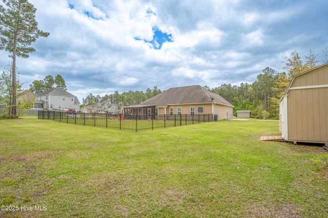 140 W Huckleberry Way, House other with 3 bedrooms, 2 bathrooms and 2 parking in Rocky Point NC | Image 64