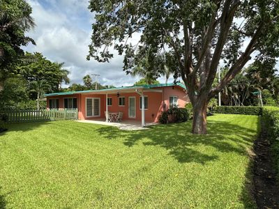 234 33rd Street, House other with 2 bedrooms, 2 bathrooms and null parking in West Palm Beach FL | Image 1