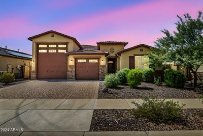 16087 W Desert Hills Drive, House other with 3 bedrooms, 2 bathrooms and null parking in Surprise AZ | Image 1