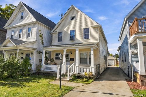 28 Burch Ave, West Seneca, NY, 14210-2610 | Card Image