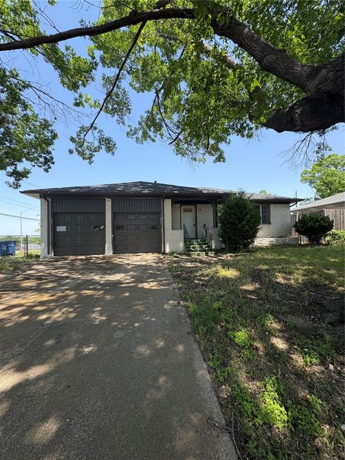 2306 Greenland Dr, Dallas, TX, 75228-5811 | Card Image