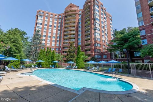 1-405-5800 Nicholson Ln, ROCKVILLE, MD, 20852-2961 | Card Image