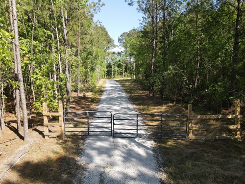 1 Cottage Lane, Saint Stephen, SC, 29479 | Card Image