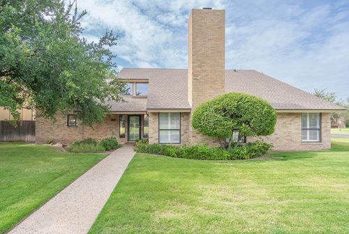 805 Palomino, Midland, TX, 79705-1812 | Card Image