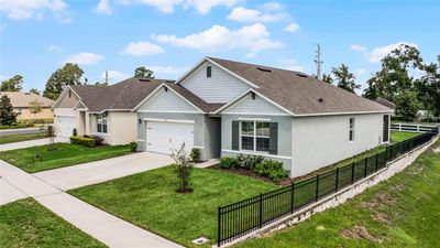 976 August Sky Drive, House other with 4 bedrooms, 2 bathrooms and null parking in Deltona FL | Image 3