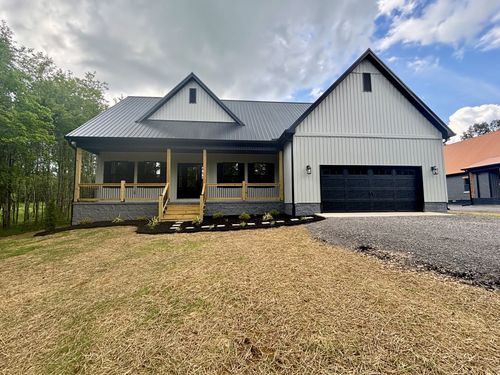 698 Dearman St, Smithville, TN, 37166 | Card Image