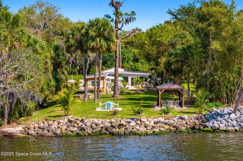 3835 S Tropical Trl, Merritt Island, FL, 32952-6126 | Card Image
