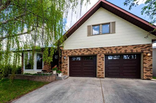 19 Maxwell Ave, Red Deer, AB, T4R1P3 | Card Image