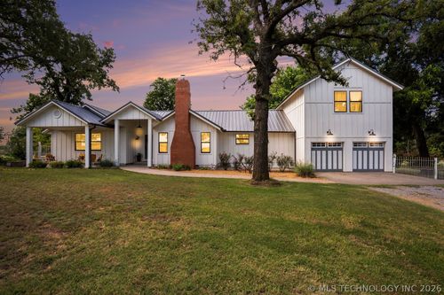 2576 Ne 10th Street, Blanchard, OK, 73010 | Card Image