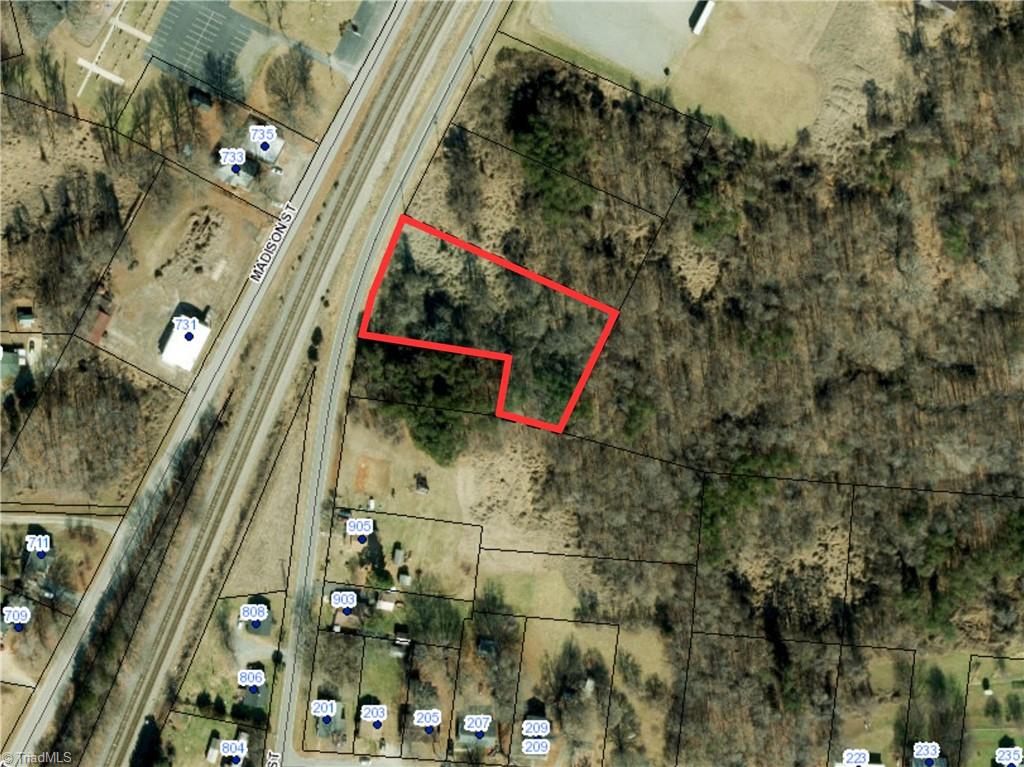 Land in Reidsville