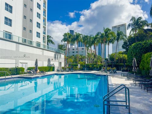 405-17050 W Bay Rd, Sunny Isles Beach, FL, 33160 | Card Image