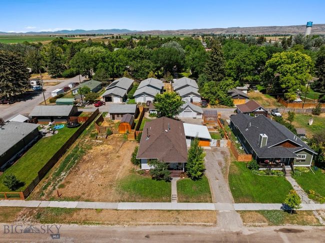 220 S 4 Th St, House other with 3 bedrooms, 2 bathrooms and null parking in Manhattan MT | Image 96