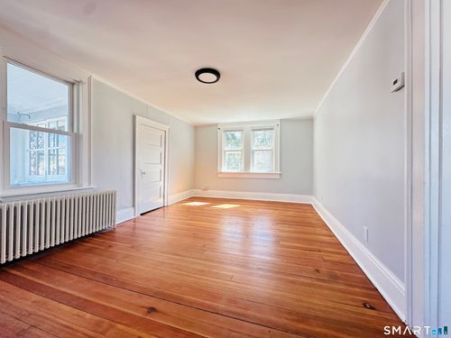 3-133 Quaker Ln S, West Hartford, CT, 06119-1635 | Card Image