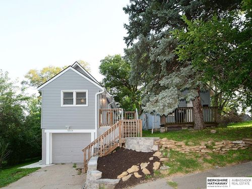 4008 Decatur St, Omaha, NE, 68111-4055 | Card Image