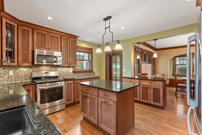 1112 Wayne St, House other with 3 bedrooms, 2 bathrooms and null parking in South Bend IN | Image 10