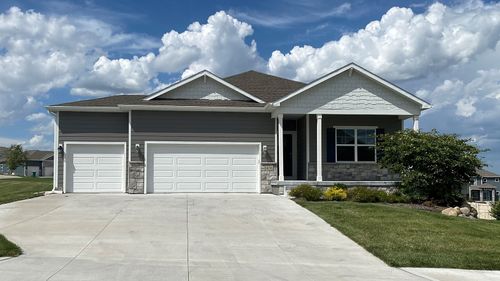 4717 173rd St, Urbandale, IA, 50322 | Card Image