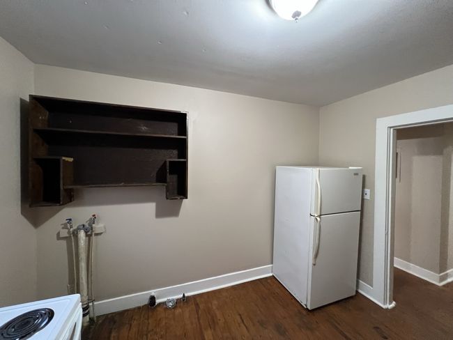 APT-1 - 105 E Main St, Home with 2 bedrooms, 1 bathrooms and null parking in Woodbury TN | Image 8