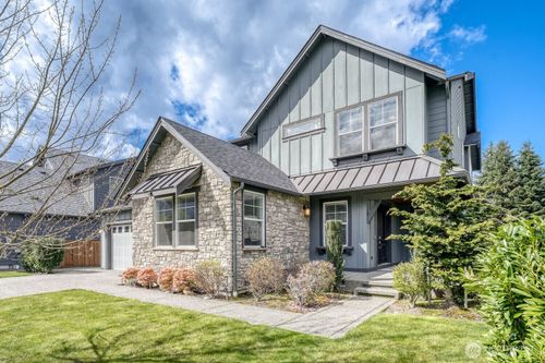 1320 Se 16th St, North Bend, WA, 98045-5042 | Card Image