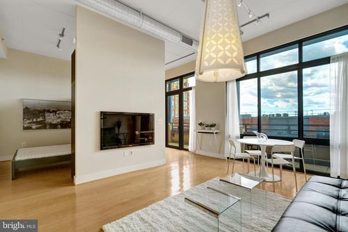 430-520 John Carlyle St, ALEXANDRIA, VA, 22314-6811 | Card Image