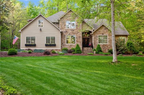 1687 Monocan Dr, NELLYSFORD, VA, 22958-8127 | Card Image