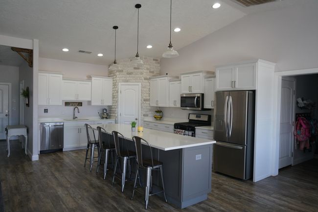 Kitchen | Image 7