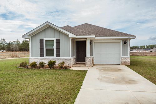 3102 Heritage Plantation Blvd, Laurel Hill, FL, 32567-7305 | Card Image