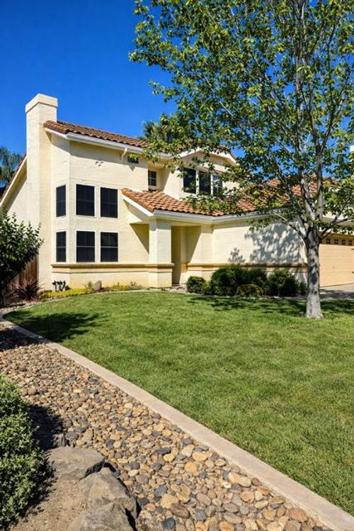 877 Bateman Way, Galt, CA, 95632 | Card Image