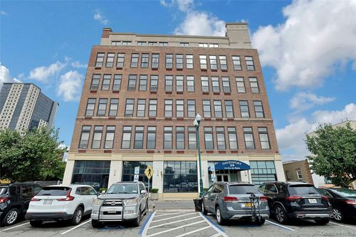 ph1-25 Leroy Pl, New Rochelle, NY, 10805-2859 | Card Image