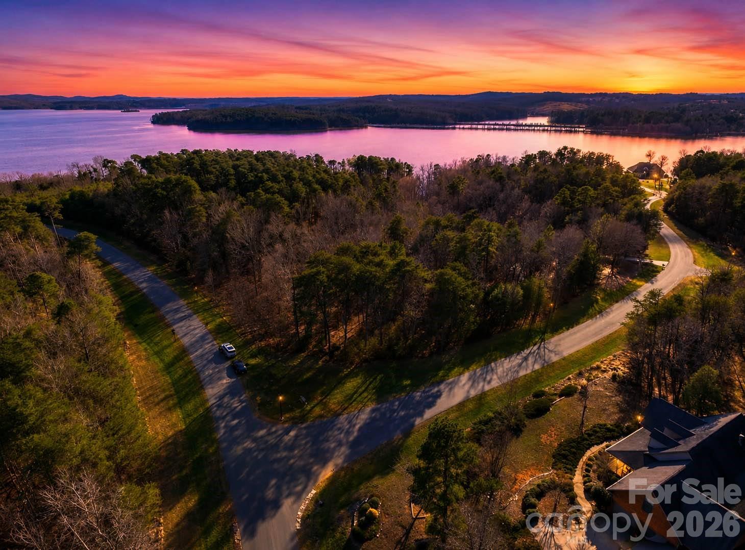 Land in New London 2